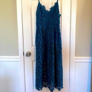 ASTR The Label Lace Midi Dress - TEAL - Size medium